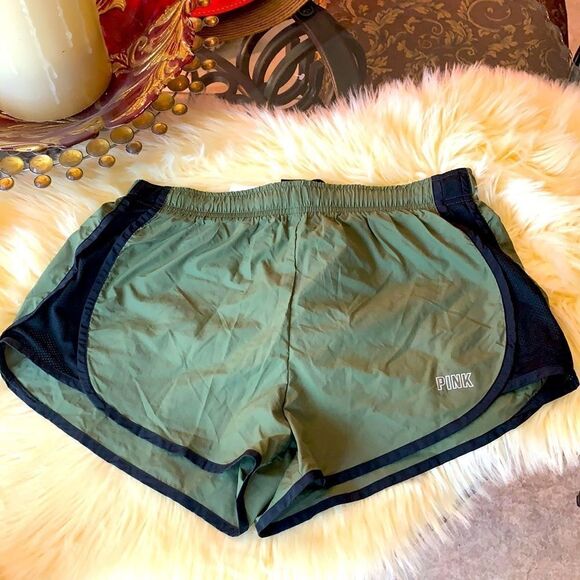 PINK BY VICTORIA’S SECRET SPORT SHORTS - Picture 1 of 5
